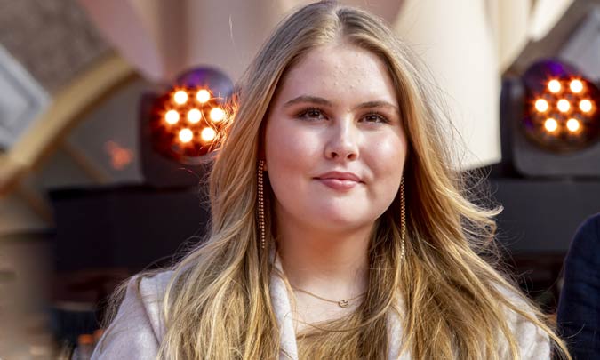 La princesa Amalia reconoce que cuando se siente sobrepasada acude al psicólogo y cuenta su experiencia