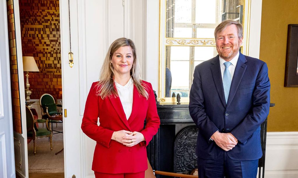 La foto familiar que preside el despacho de Guillermo de Países Bajos y ¡que ha llamado mucho la atención!