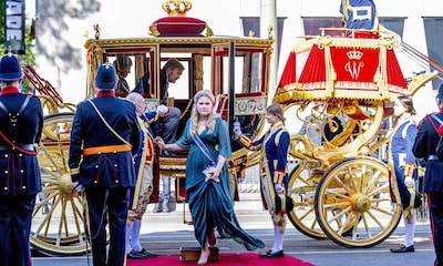 Majestuoso debut de Amalia de Países Bajos en el Día del Príncipe, en carroza y con joyas históricas