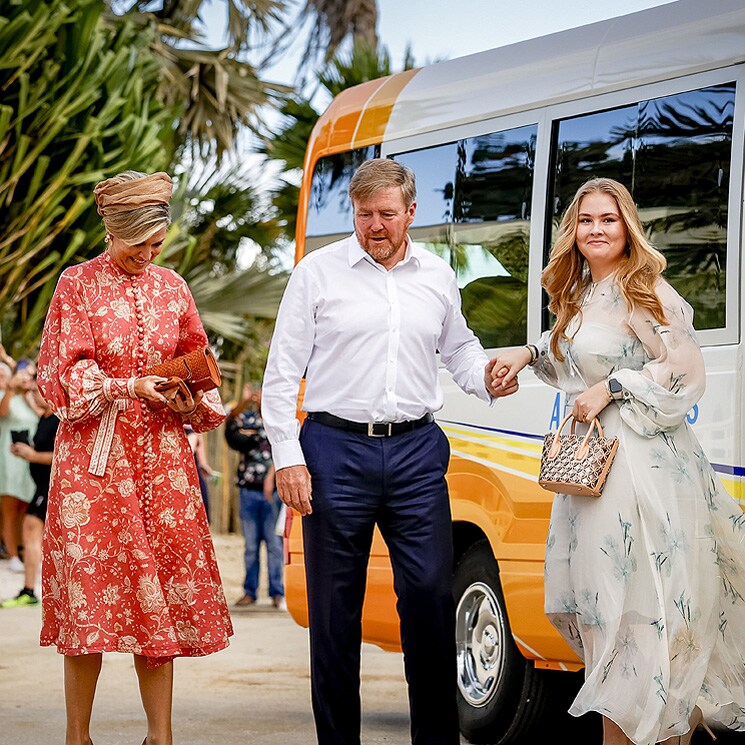 El gran debut de Amalia de los Países Bajos en un compromiso internacional: una ruta por el Caribe junto a sus padres