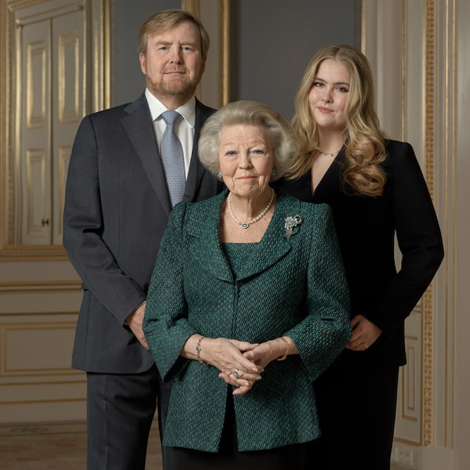 Beatriz de Holanda celebra los 85 años con unos nuevos retratos intergeneracionales