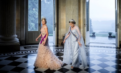 La elegancia de la reina Máxima en Bélgica: desde su llegada en tren hasta la espectacular cena de gala