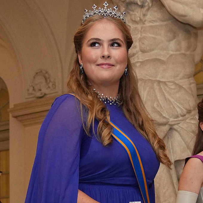 Amalia de Países Bajos debutará en una cena de Estado ante los reyes Felipe y Letizia 