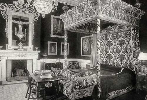 El dormitorio privado de la princesa Diana, en Althorp House, se abre al público