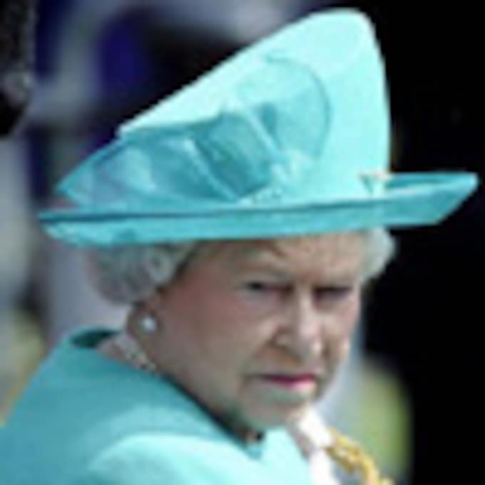 Escándalo en Inglaterra: un chófer de Isabel II permitió el acceso a Buckingham a dos desconocidos a cambio de dinero