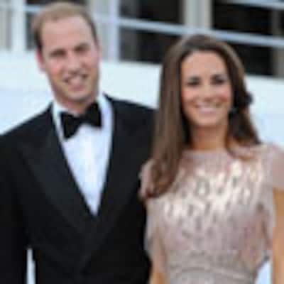 Catherine Middleton vuelve a encandilar con su estilo, en una cena benéfica en el palacio de Kensington
