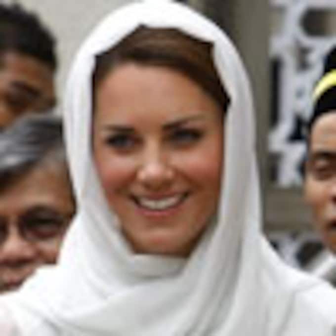 Ecos de Diana: la Duquesa de Cambridge recuerda a la Princesa de Gales en su primera visita a una mezquita