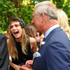 El príncipe Carlos provoca un ataque de risa a Cara Delevingne en su fiesta de máscaras en Clarence House