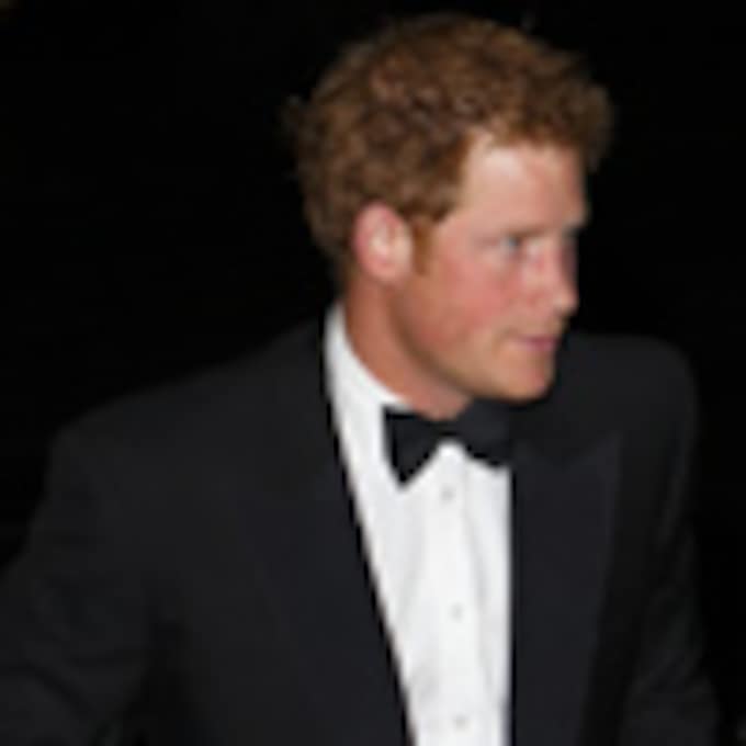 Una boda familiar, una exclusiva gala benéfica... El príncipe Harry, el invitado más solicitado