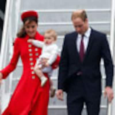 Los Duques de Cambridge y su hijo, el príncipe George, inician su gira por Oceanía