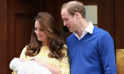 Solo nueve horas después de su nacimiento... Los Duques de Cambridge presentan al mundo a su hija