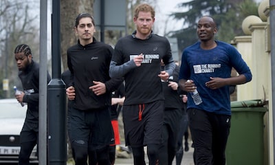 Ir por la calle y encontrarse al príncipe Harry haciendo 'running'
