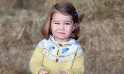 La adorable fotografía de la princesa Charlotte por su segundo cumpleaños