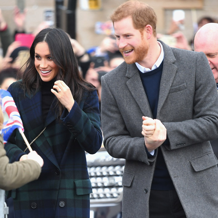 Tartán, mascotas y un café 'latte', todas las anécdotas del primer viaje de Harry y Meghan a Escocia