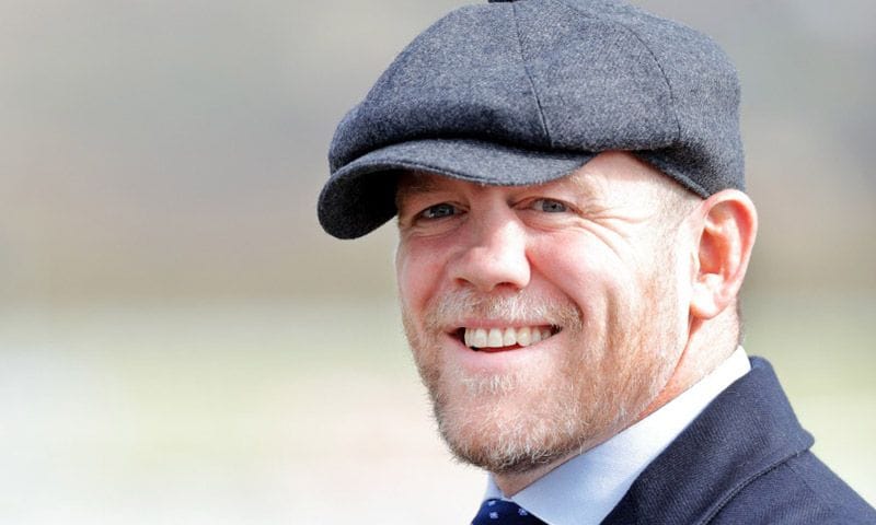 Mike Tindall debuta con un aspecto nuevo y sorprendente después de arreglarse la nariz