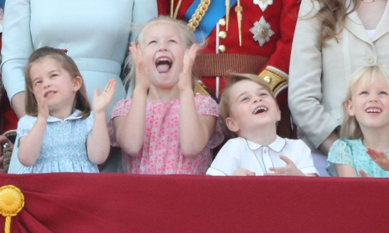 El entusiasmo de los pequeños de la Familia Real británica al presenciar el desfile aéreo