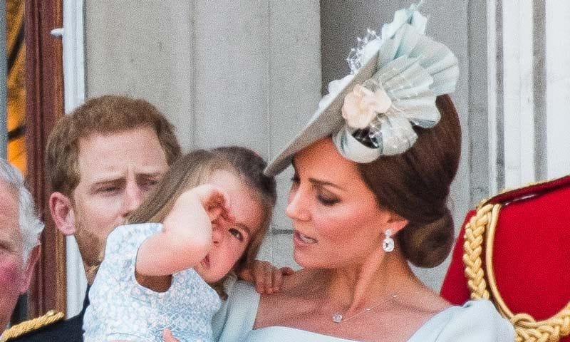 Todas las anécdotas del desfile en honor a Isabel II