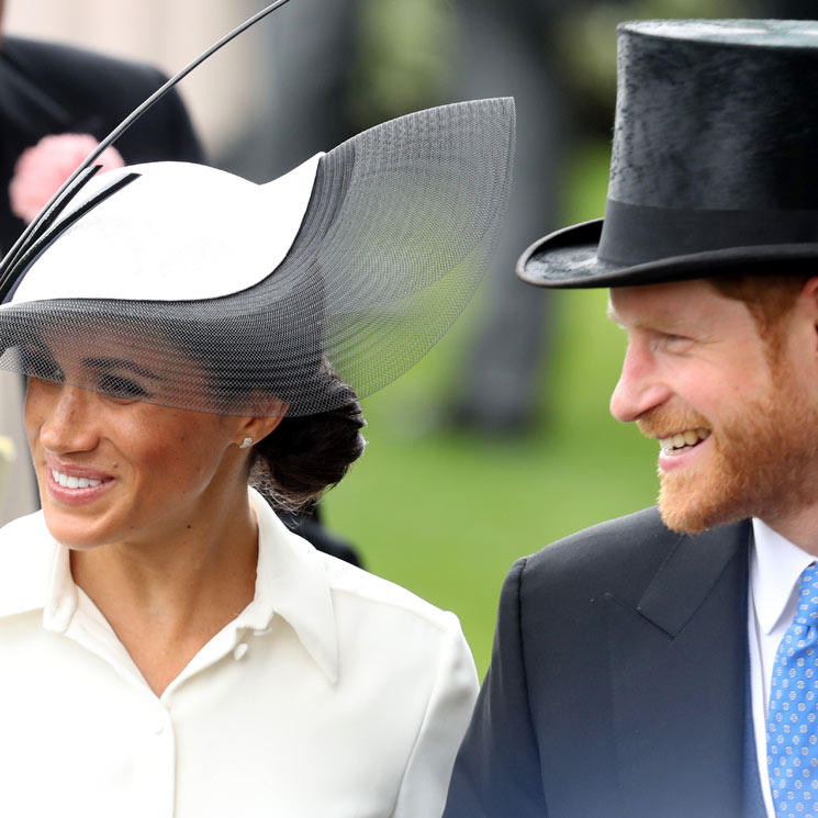 Carreras de caballos y sombreros imposibles... Querida Meghan, bienvenida a Ascot