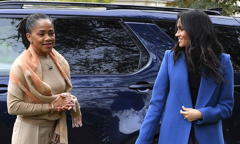 Un reencuentro fallido: la madre de Meghan no pasará la Navidad con los Windsor