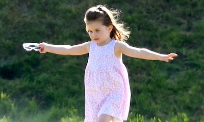 La princesa Charlotte se suma a su hermano George en sus clases de ballet