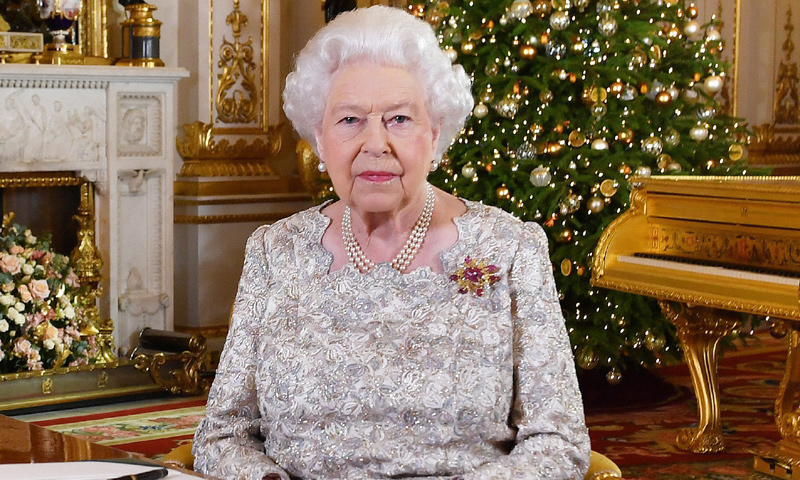 Isabel II revela quiénes son sus apoyos para seguir reinando en su discurso de Navidad