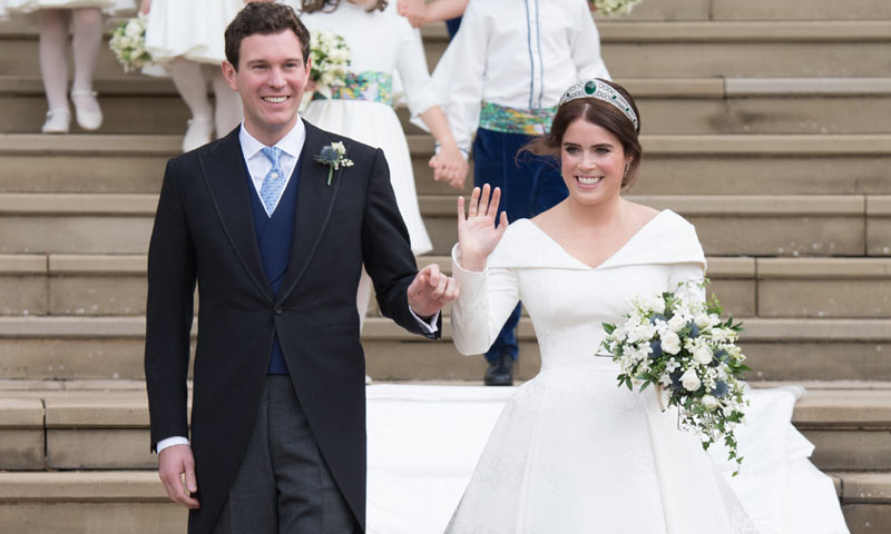 Ya puedes comprar la vajilla conmemorativa de la boda de Eugenia de York y Jack Brooksbank