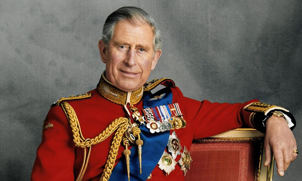 Carlos De Inglaterra El Eterno Heredero El 50 Aniversario Del Principe De Gales