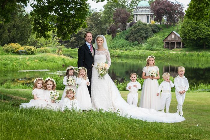 BODA DE LADY GABRIELLA WINDSOR Y THOMAS KINGSTON. EL 18/05 - Página 6 Lady-gabrilla-oficial2z-z