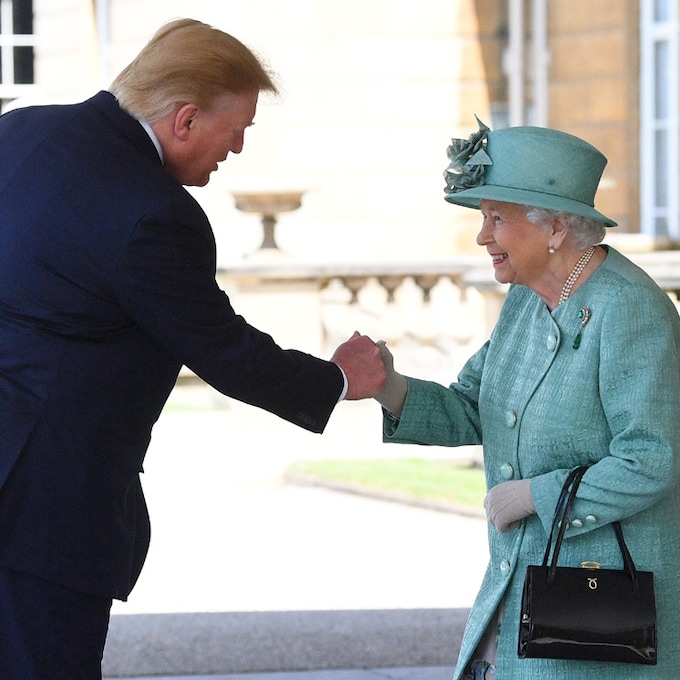 Trump, recibido por Isabel II en Buckingham tras sus comentadas declaraciones sobre Meghan Markle