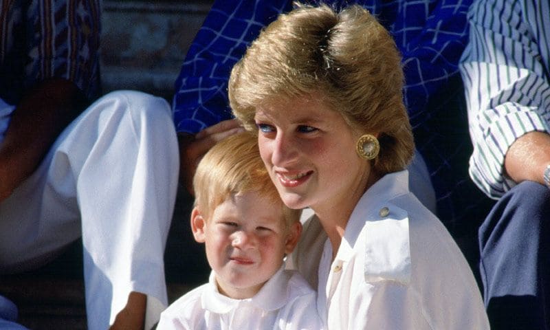 El homenaje que han hecho a Diana de Gales durante el bautizo