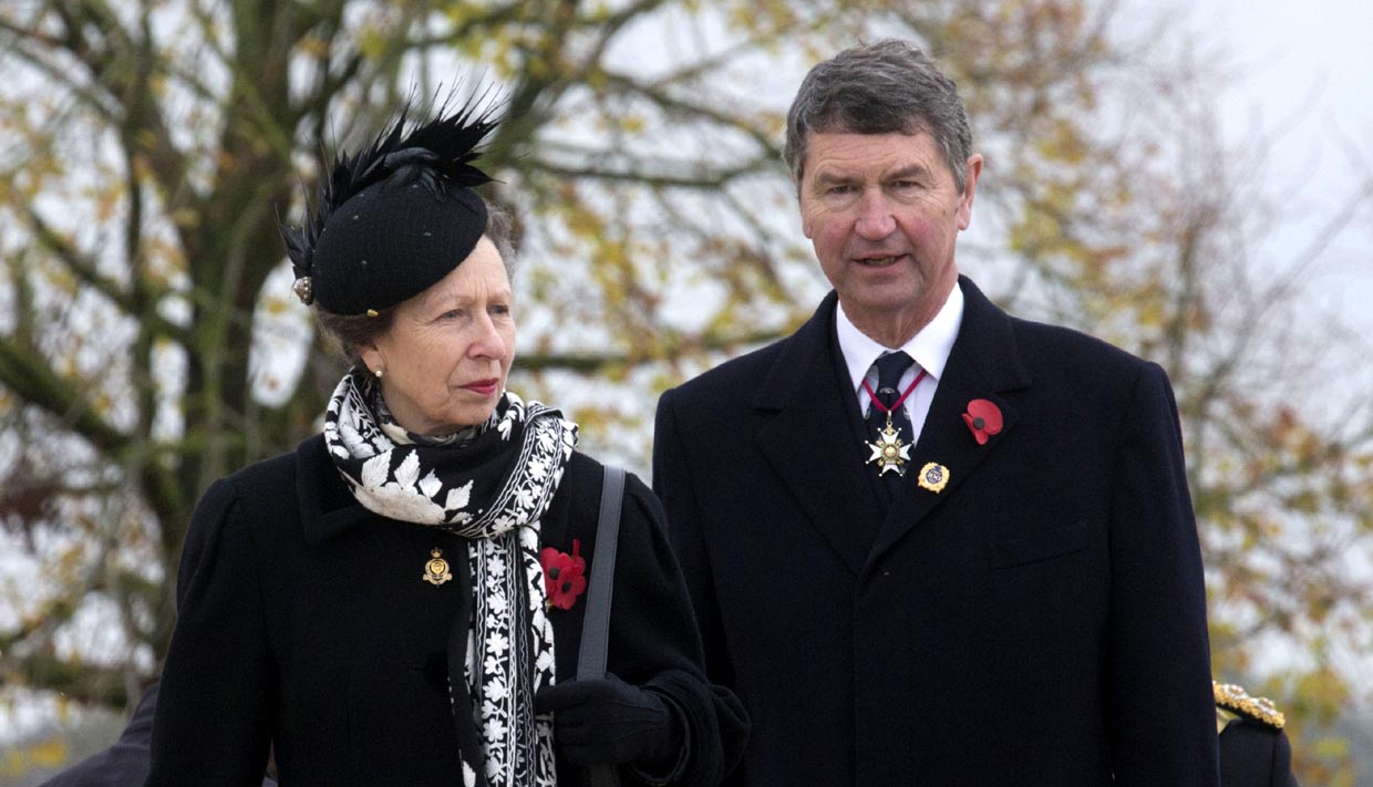 Ana de Inglaterra lamenta la muerte de su suegra, Barbara Alison Laurence