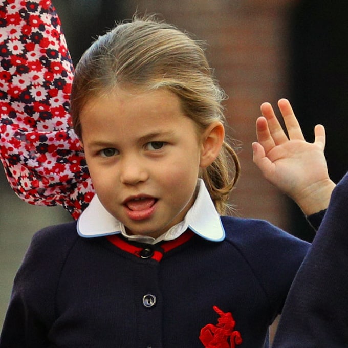 Charlotte de Cambridge, la 'hermana mayor' del príncipe George según la reina Isabel