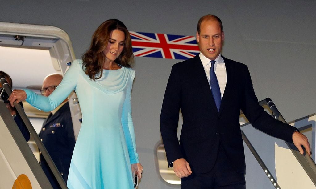 El 'guiño pakistaní' de la duquesa de Cambridge a su llegada a Islamabad