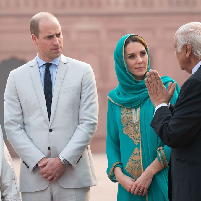 El susto de los duques de Cambridge en Pakistán: su avión realiza un aterrizaje de emergencia