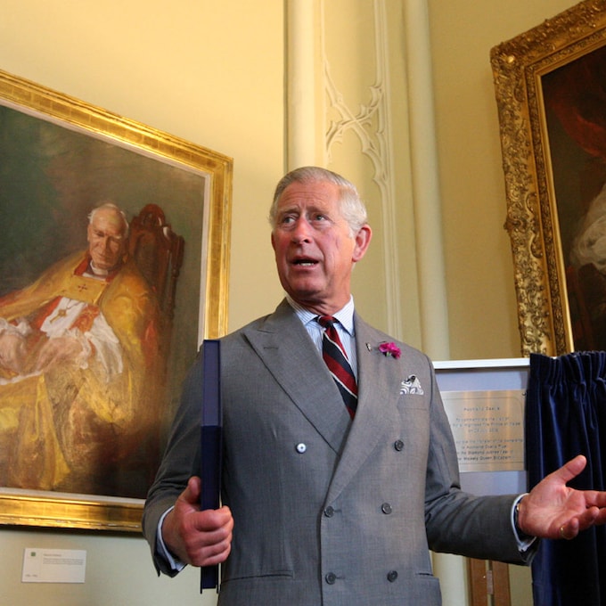 Carlos de Inglaterra, salpicado por un escándalo de falsificación de obras de arte