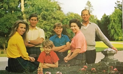 FOTOGALERÍA: Los 'christmas' históricos de la Familia Real británica