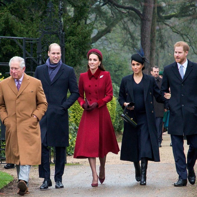 Los miembros de la realeza británica, 'profundamente dolidos' por la decisión de los duques de Sussex 