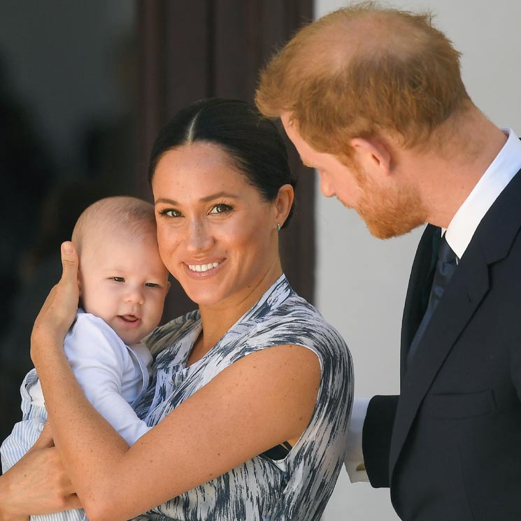 Meghan regresa a Canadá para reencontrarse con Archie y deja a Harry lidiando con la crisis