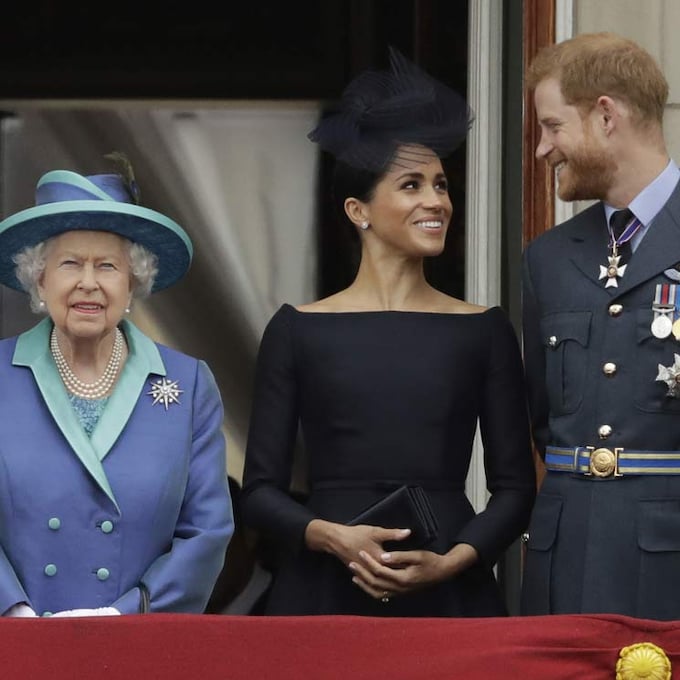 Isabel II: 'Estoy particularmente orgullosa de cómo Meghan se ha convertido en una más de la familia'