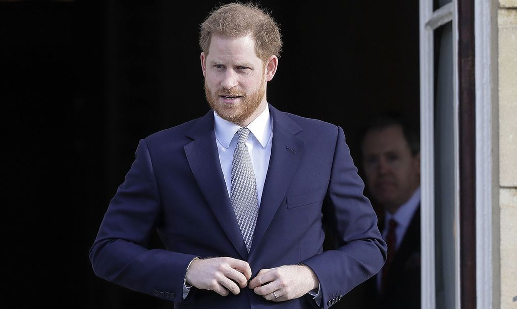 El príncipe Harry confiesa en Miami que lleva tres años en terapia para superar la muerte de su madre