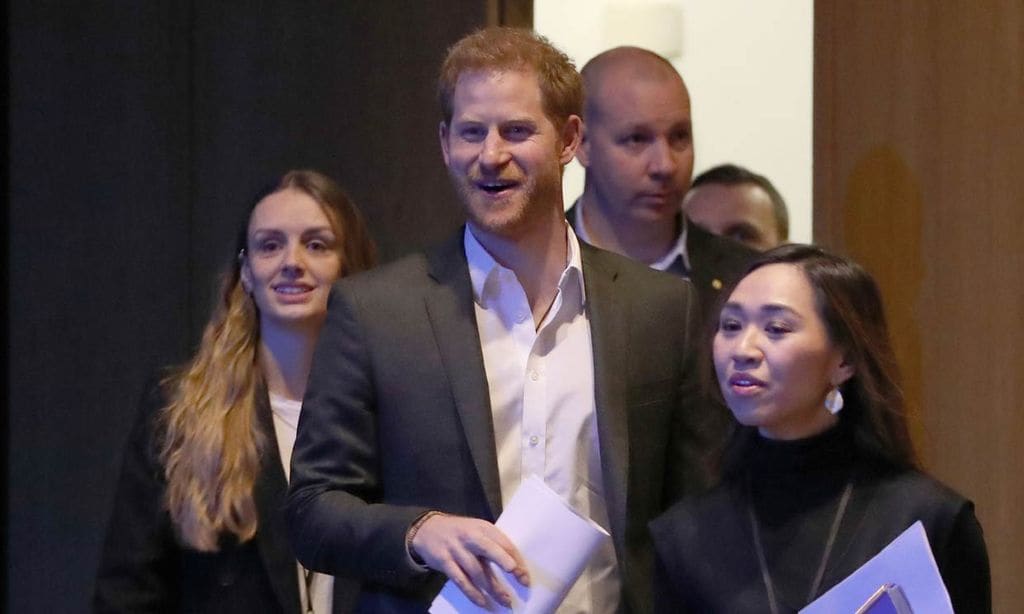 Primer acto publicitario del príncipe Harry antes de su marcha definitiva de la monarquía