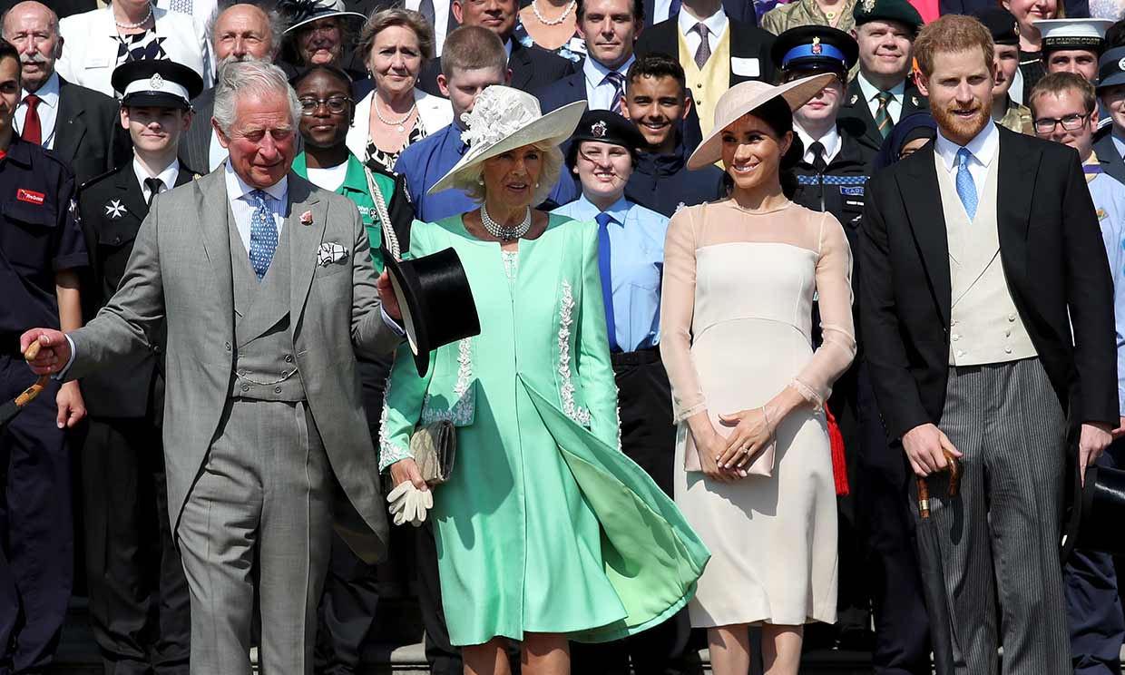 Príncipe Carlos, duquesa de Cornualles, Meghan Markle y el príncipe Harry
