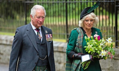 ¡Adiós Escocia, hola Londres! Carlos y Camilla vuelven a su hogar tras el confinamiento