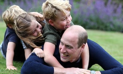 Nuevas imágenes del príncipe Guillermo con sus hijos para celebrar dos significativas fechas