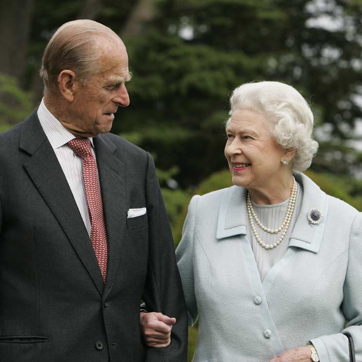 Así es el fabuloso broche que Isabel II ha vuelto a lucir 73 años después
