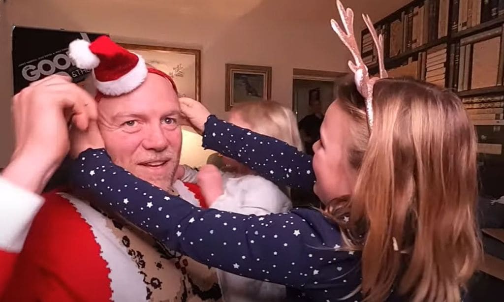 Las hijas de Zara y Mike Tindall se cuelan en el último 'podcast' de su papá
