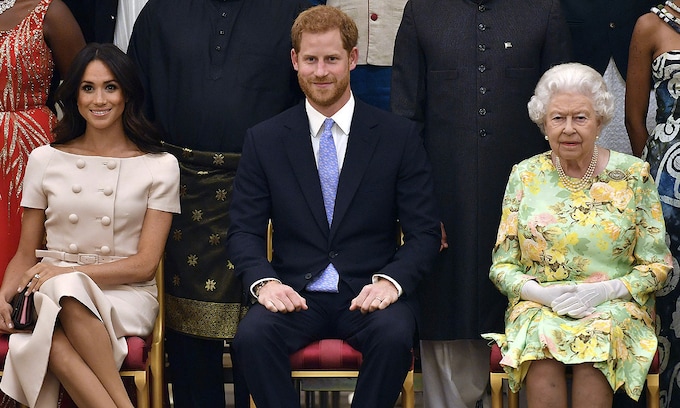 Isabel II y el príncipe Harry