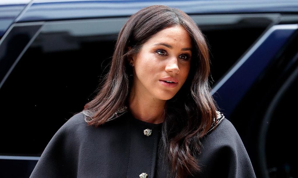 Meghan Markle deja un mensaje manuscrito en la corona de flores para Felipe de Edimburgo