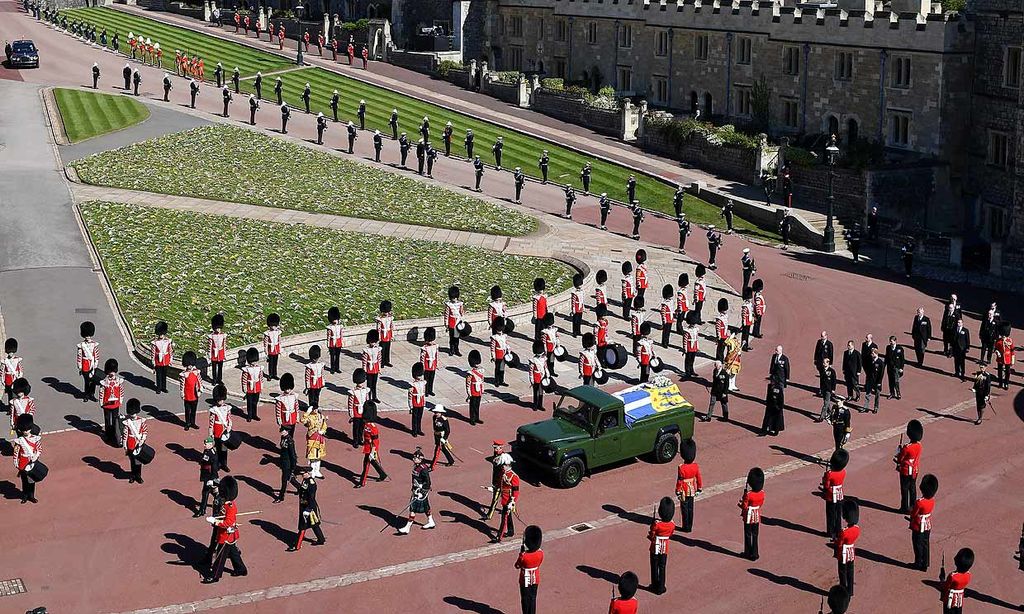 Las imágenes que resumen el último adiós al duque de Edimburgo