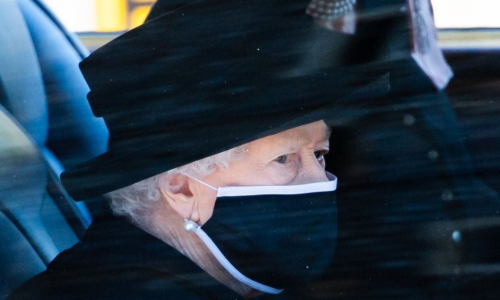 Esto es lo que dice la carta que Isabel II dejó sobre el féretro de su marido